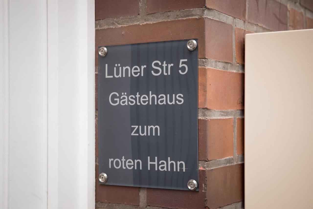 Gaestehaus Zum Roten Hahn Luneburg Exterior photo